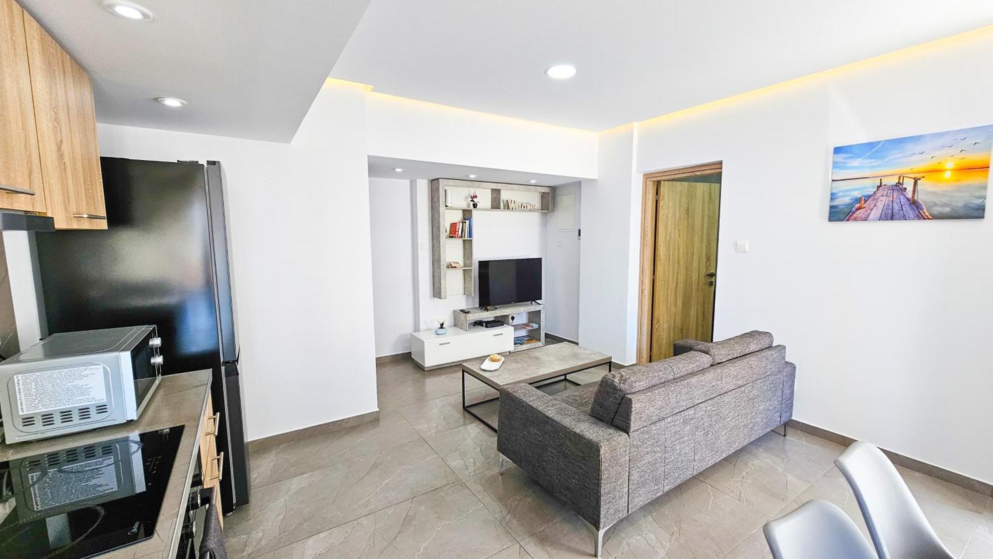 Eviathe Apartments ลาร์นาคา ภายนอก รูปภาพ
